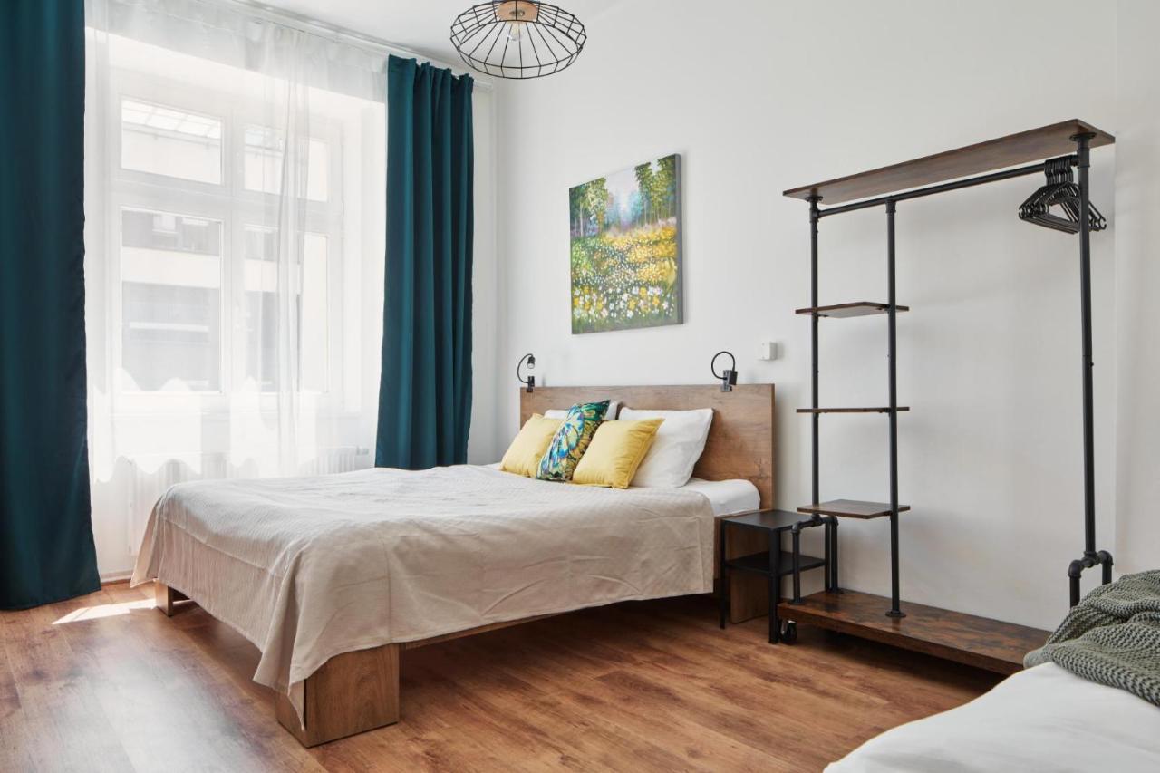 Prague Days - Spacious 3Bdr Apartment - Trendy Neighbourhood المظهر الخارجي الصورة